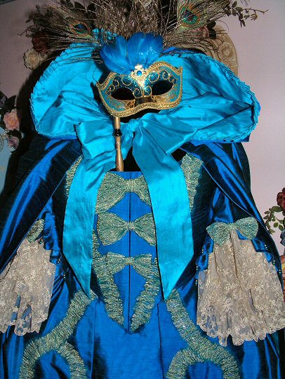 Wendy planned to attend the 2008 Venice Carnival, resplendent in eighteenth century historical costume.